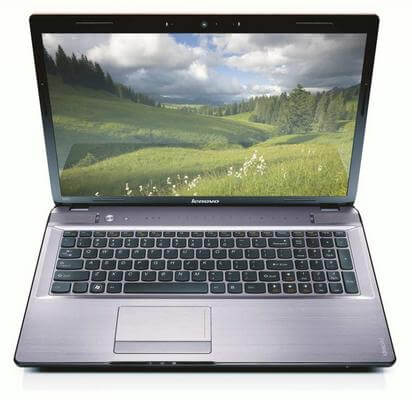 На ноутбуке Lenovo IdeaPad Y570A мигает экран